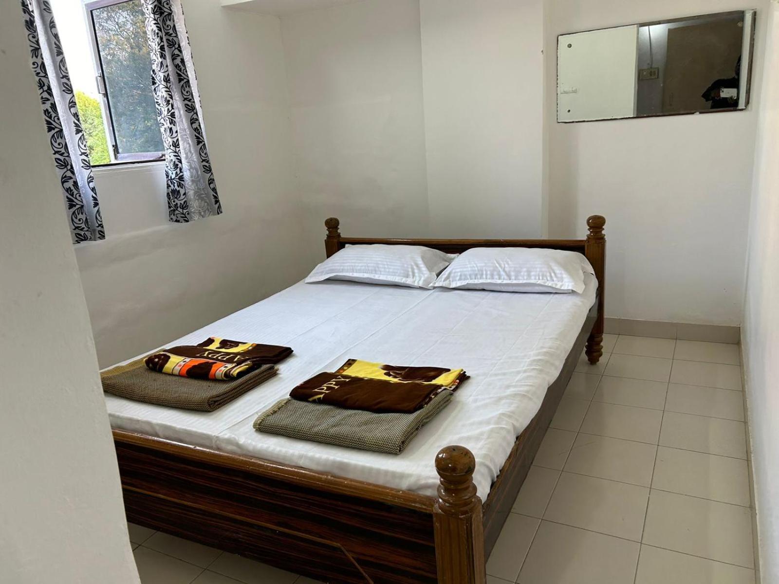 Vasavi Nivas Hotel Tirupati Luaran gambar